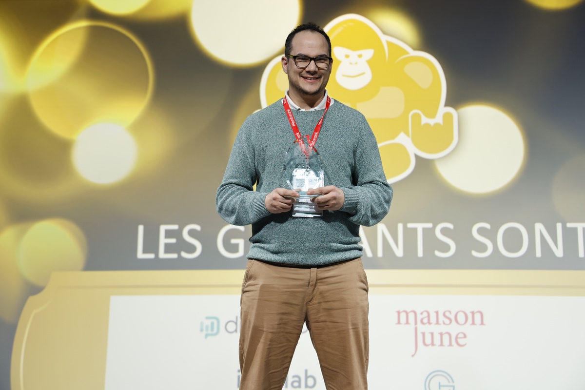 Dan Bernier avec le SEMY Awards 2026 dans la catégorie SEO